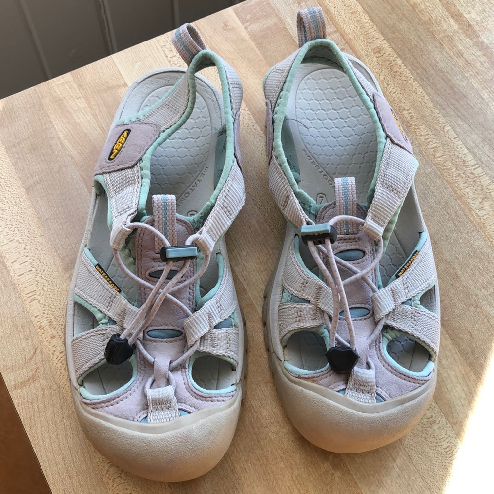 Keen waterproof shoes